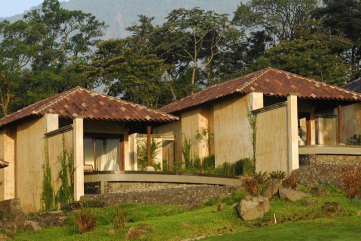 Hotel La Reunion Golf Resort And Residences 危地马拉安地瓜 客房 照片
